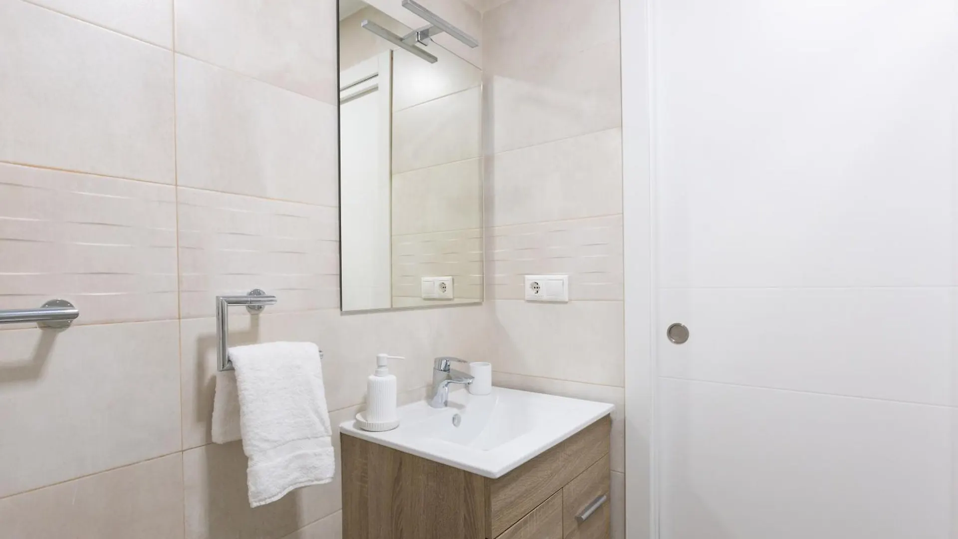 Charming Apartment Malagas Moon  Malaga